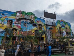 Mehr über den Artikel erfahren Crazy Island – Schneider
