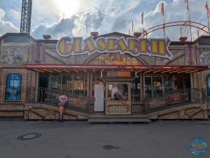 Mehr über den Artikel erfahren Glasfabrik – Moser