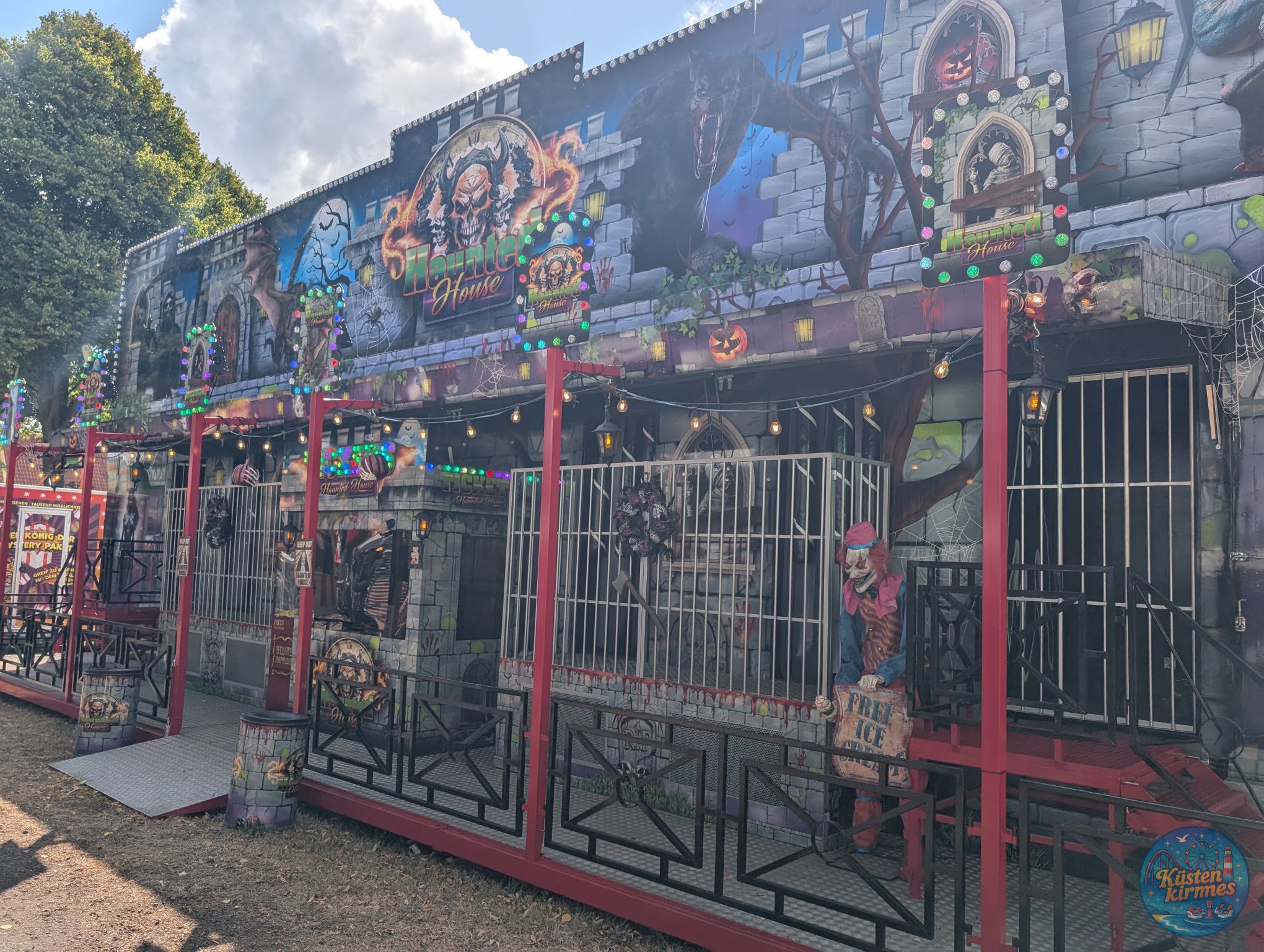 Haunted House – Kappe