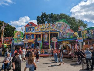 Mehr über den Artikel erfahren Villa Wahnsinn – von Olnhausen